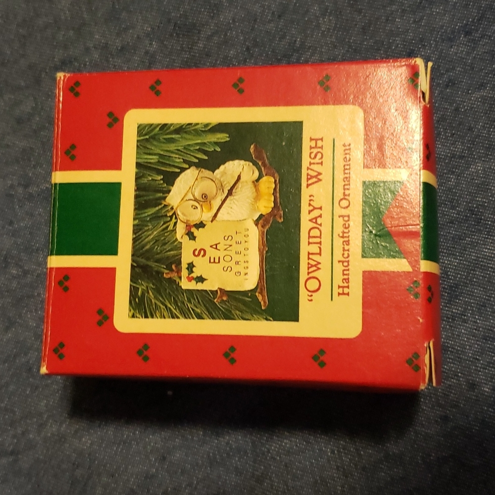 Hallmark 1987  OWLlIDAY Wish Holiday Christmas Ornament